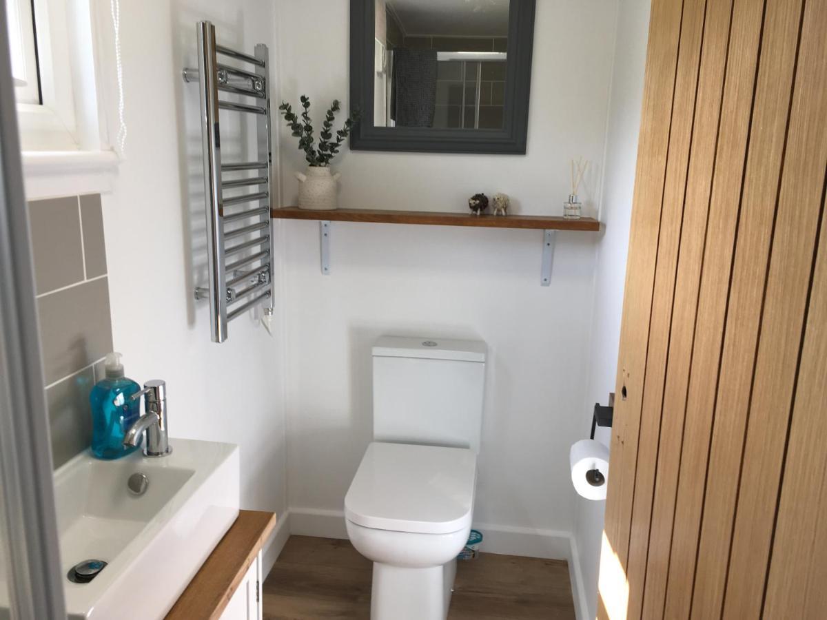 Rosemary Shepherds Hut, Clay Bank Huts Ingleby Greenhow Eksteriør bilde